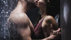 Análisis de las fantasías sexuales y la comunicación íntima en Virgo amor.