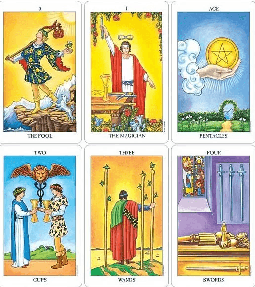 Primer plano de cartas del Tarot de Rider Waite mostrando detalles de sus ilustraciones.